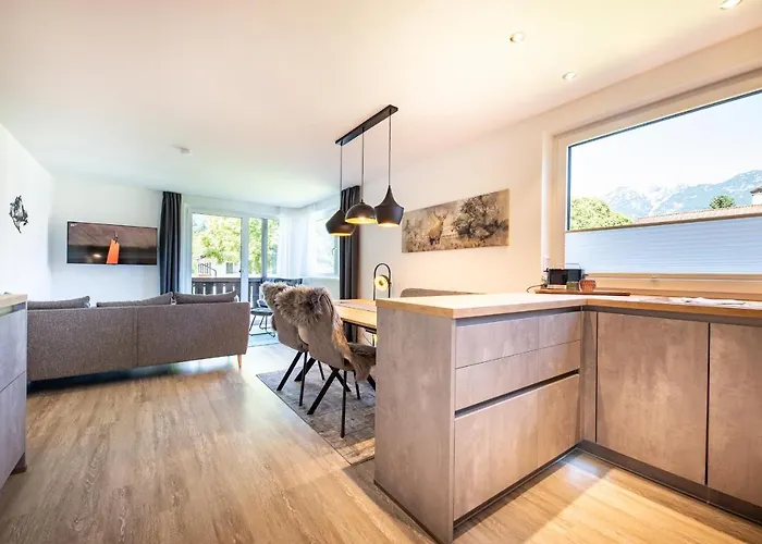 Bergnest Apartment *